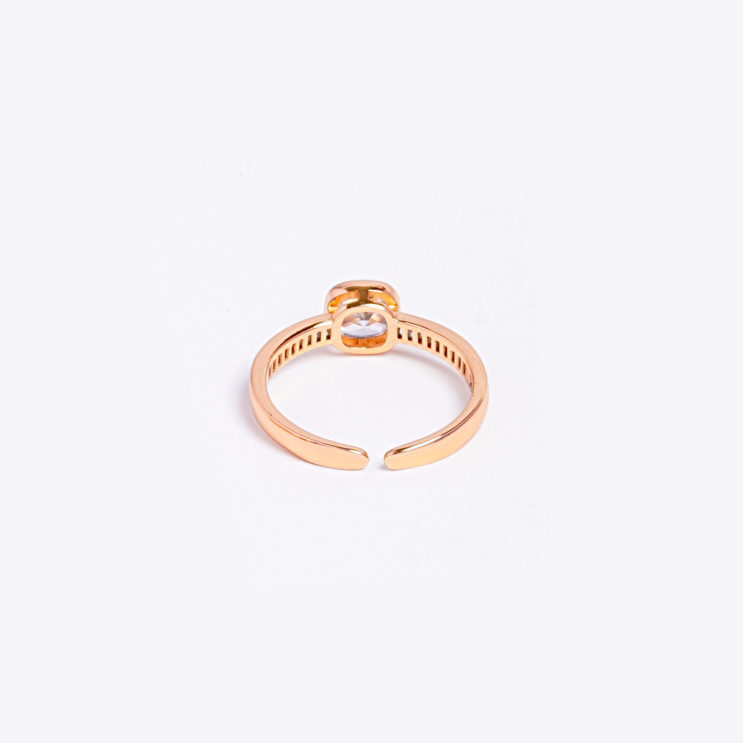 Eira Diamond Ring